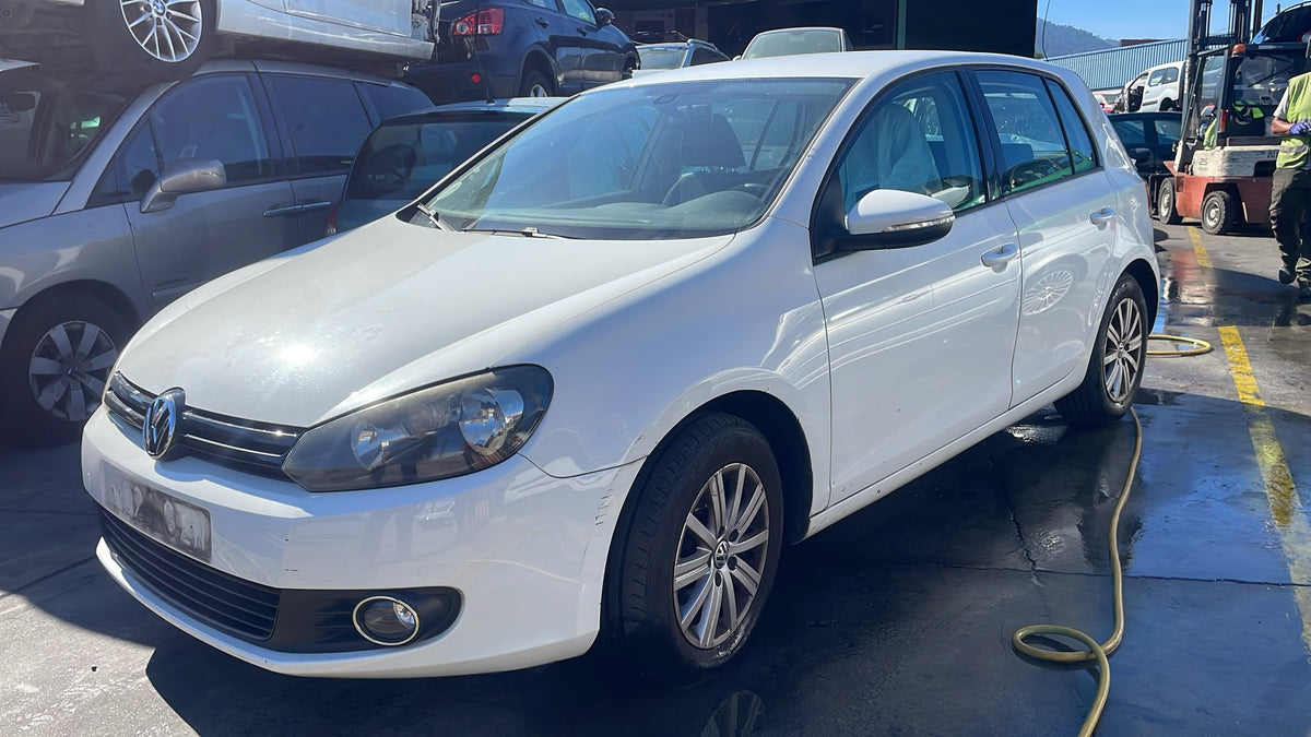 VOLKSWAGEN GOLF VI 1.6 105CV 2010 1598CC / 77kW MOTOR: CAY